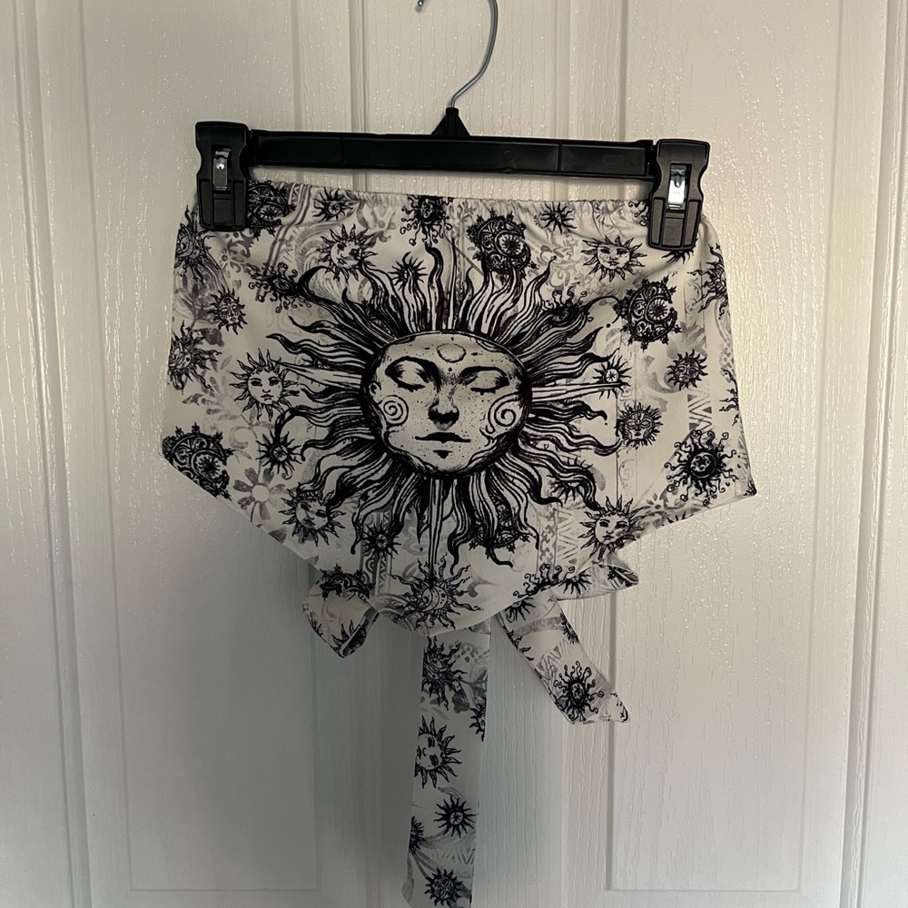 NWOT Sun Print Shirt